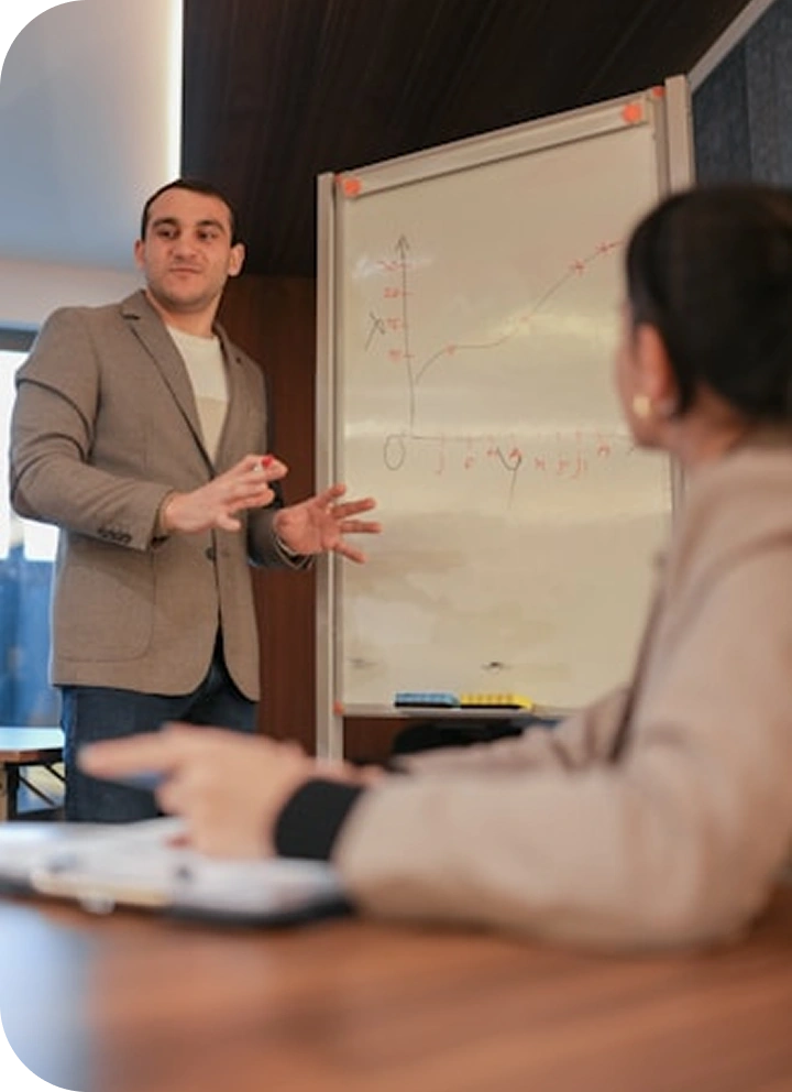 Image of certified Australia immigration advisors in Kerala offering professional coaching and visa services. Authored by Intelligent Immigration, featured by https://intelligenimmigration.com/